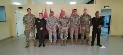 Brigadier General Carlos Gorbea visita la Jefatura de Reemplazos y Reservas del Ejército y   el Comando de Personal del Ejército