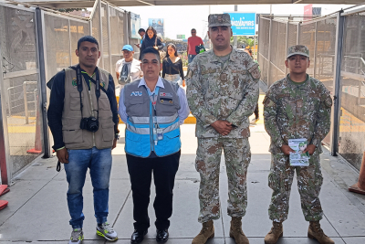Masiva difusión del Servicio Militar Voluntario en las instalaciones del Metropolitano de Lima.